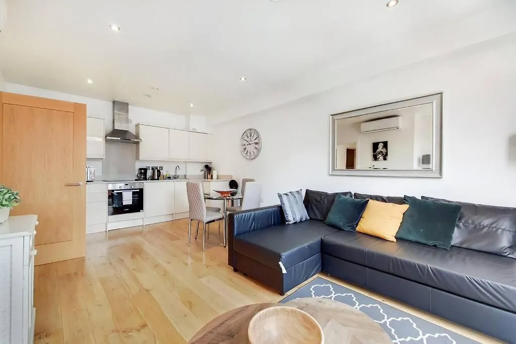Br6 - Beautiful 1 Bed Flat In Heart Of Borough Apartman London